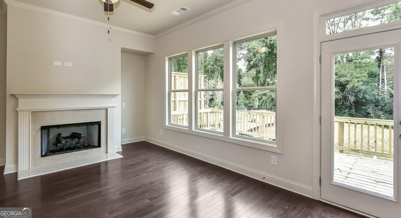 1306 Harris Way Brookhaven - 9