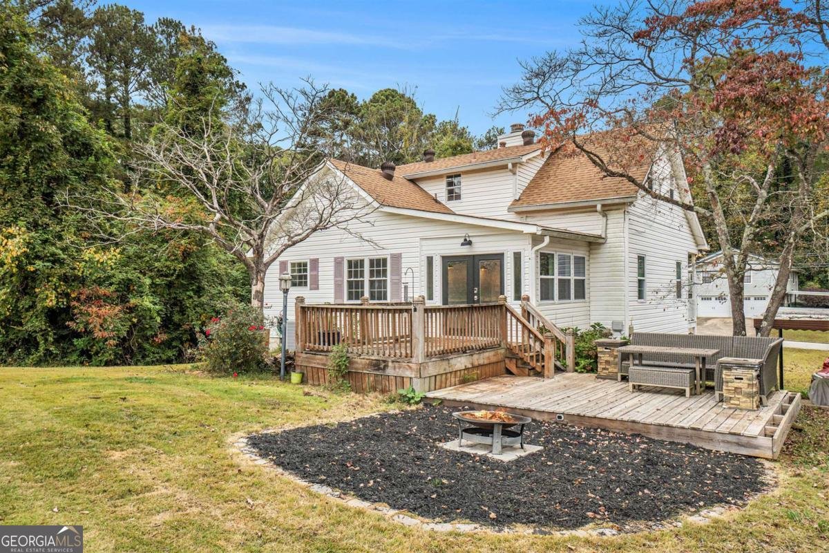 4141 Willow Ridge Road Douglasville - 23