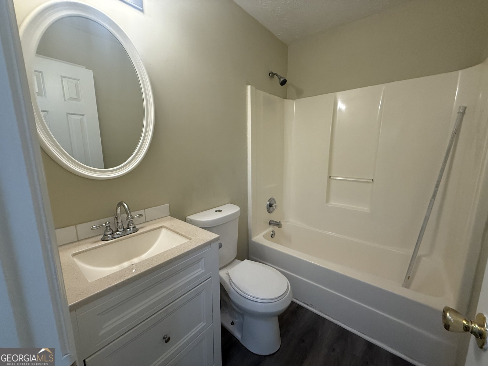 756 Glenshire Court Riverdale - 9