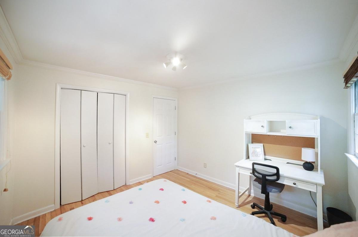 221 College Circle Athens - 1