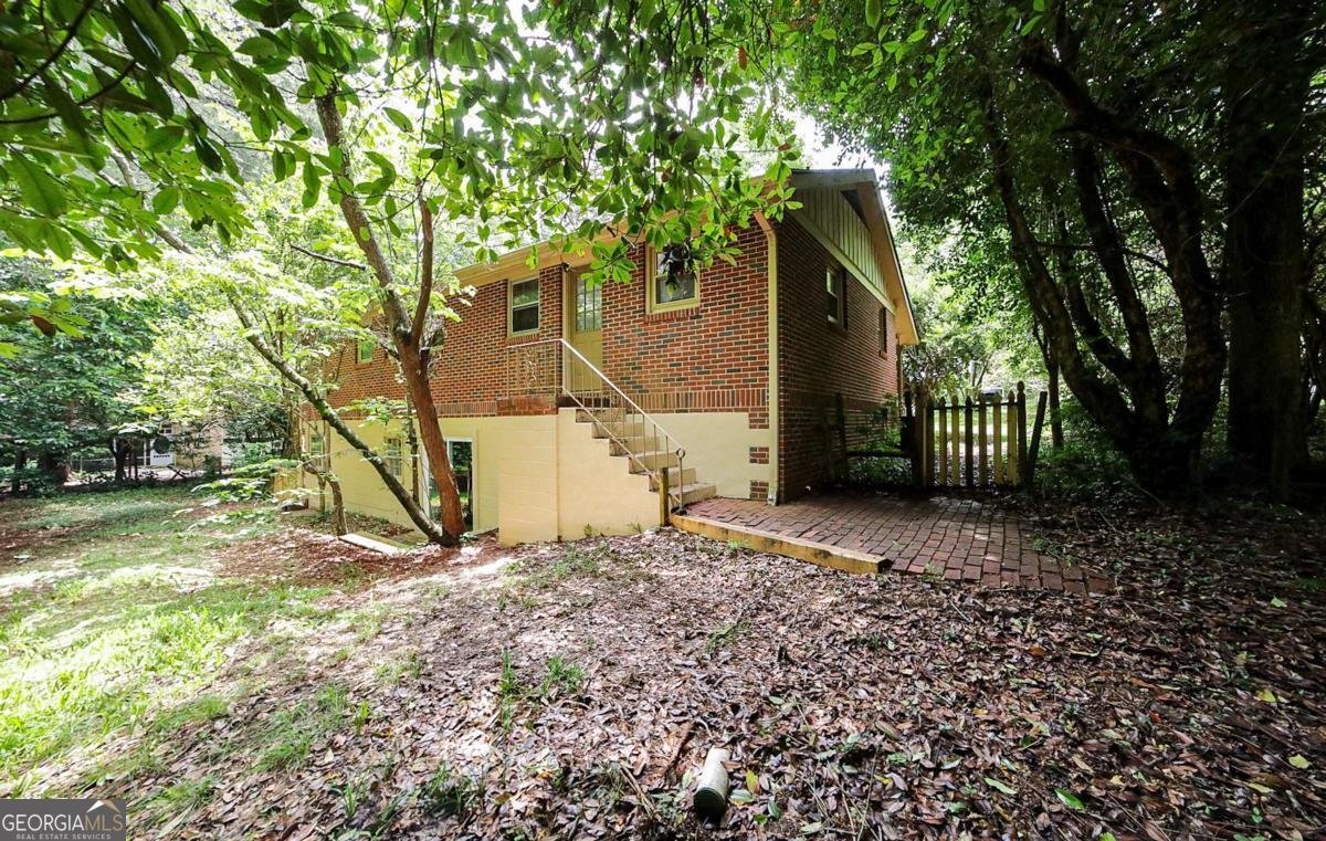221 College Circle Athens - 9