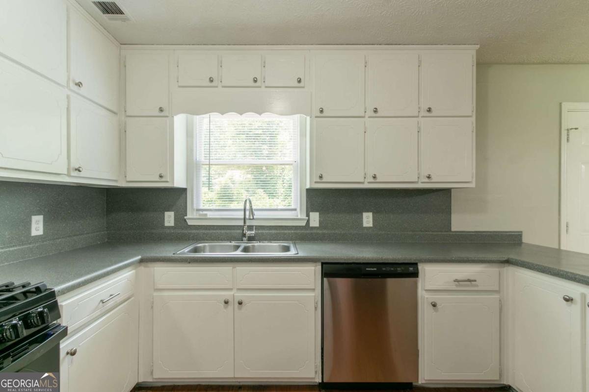 10 Briarcliff Place Stockbridge - 12