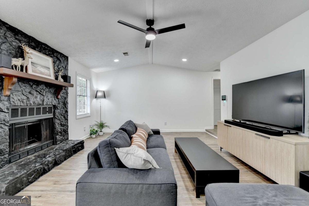 2508 Wagon Trace Duluth - 12