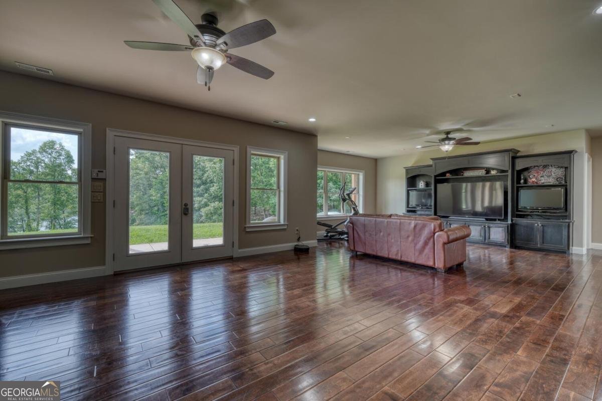 583 Fleenor Road Blairsville - 35