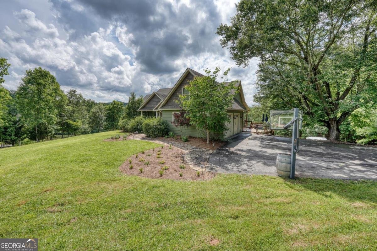 583 Fleenor Road Blairsville - 68