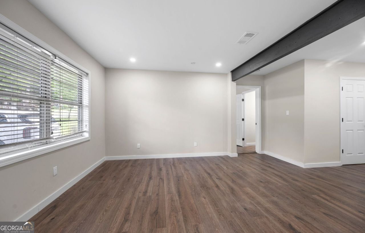 6402 KENSINGTON Court Austell - 5