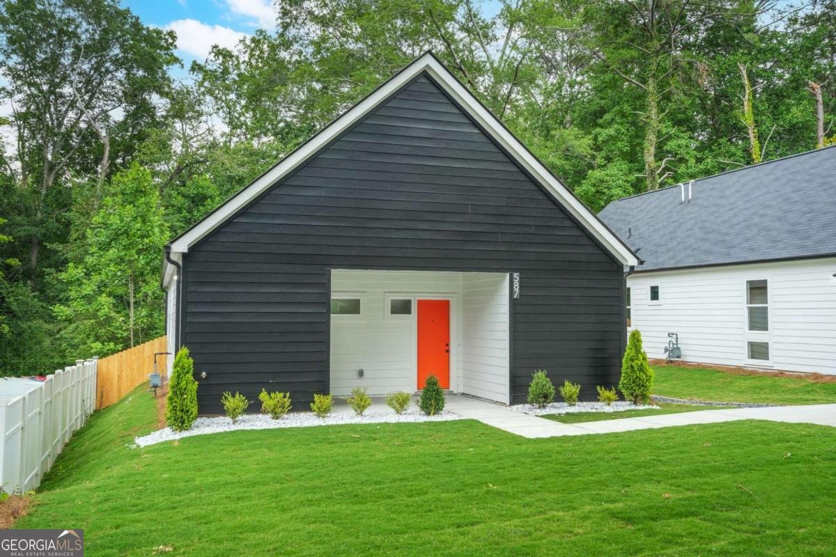 587 Woods Drive Atlanta - 11