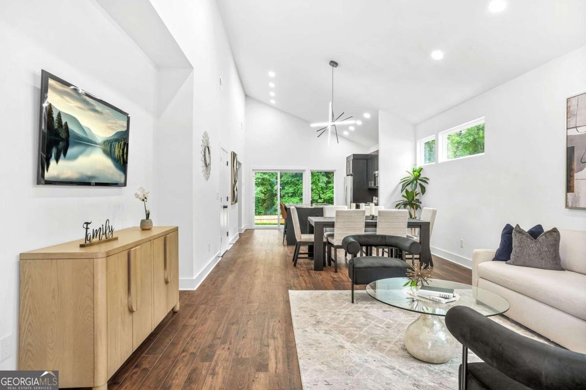 587 Woods Drive Atlanta - 13