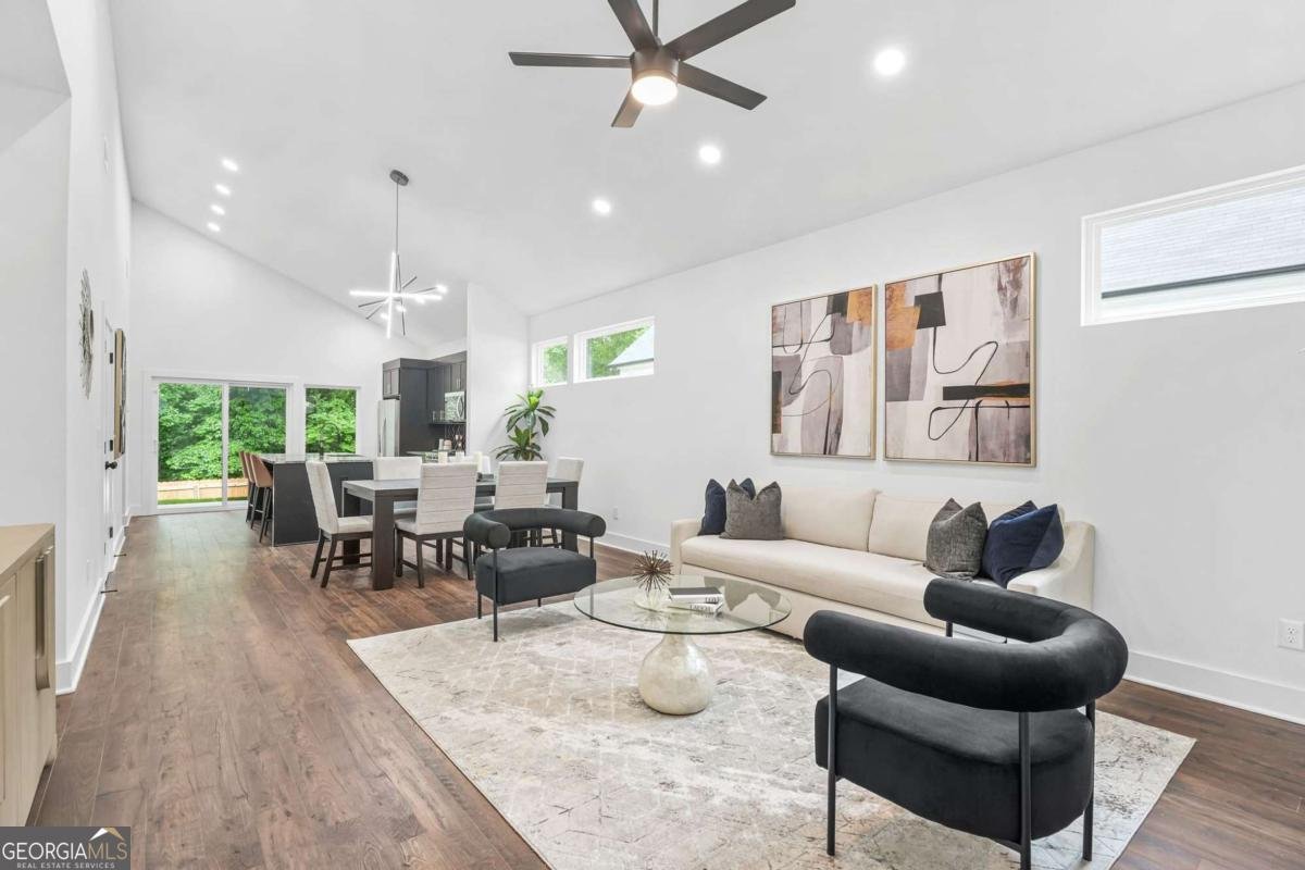 587 Woods Drive Atlanta - 14