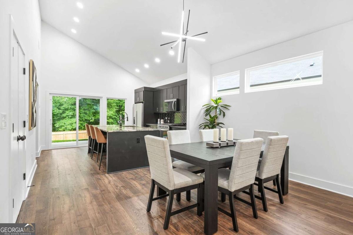 587 Woods Drive Atlanta - 15