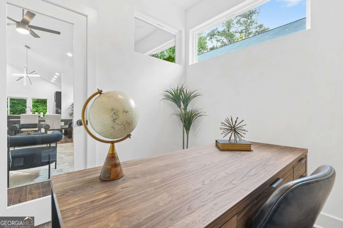 587 Woods Drive Atlanta - 20