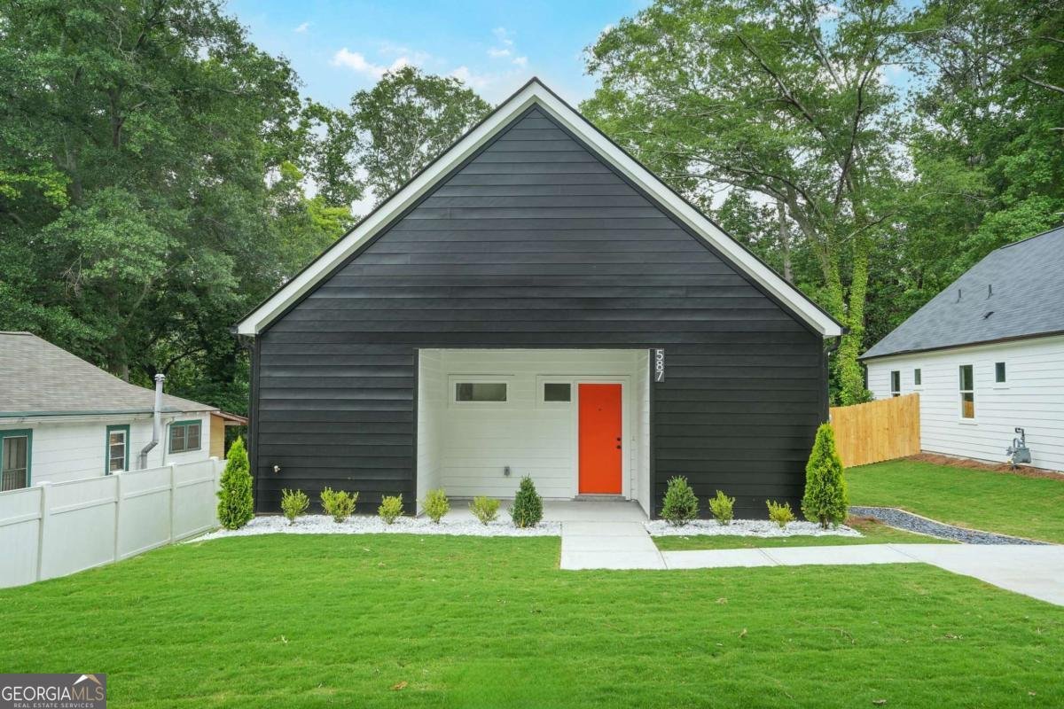 587 Woods Drive Atlanta - 3