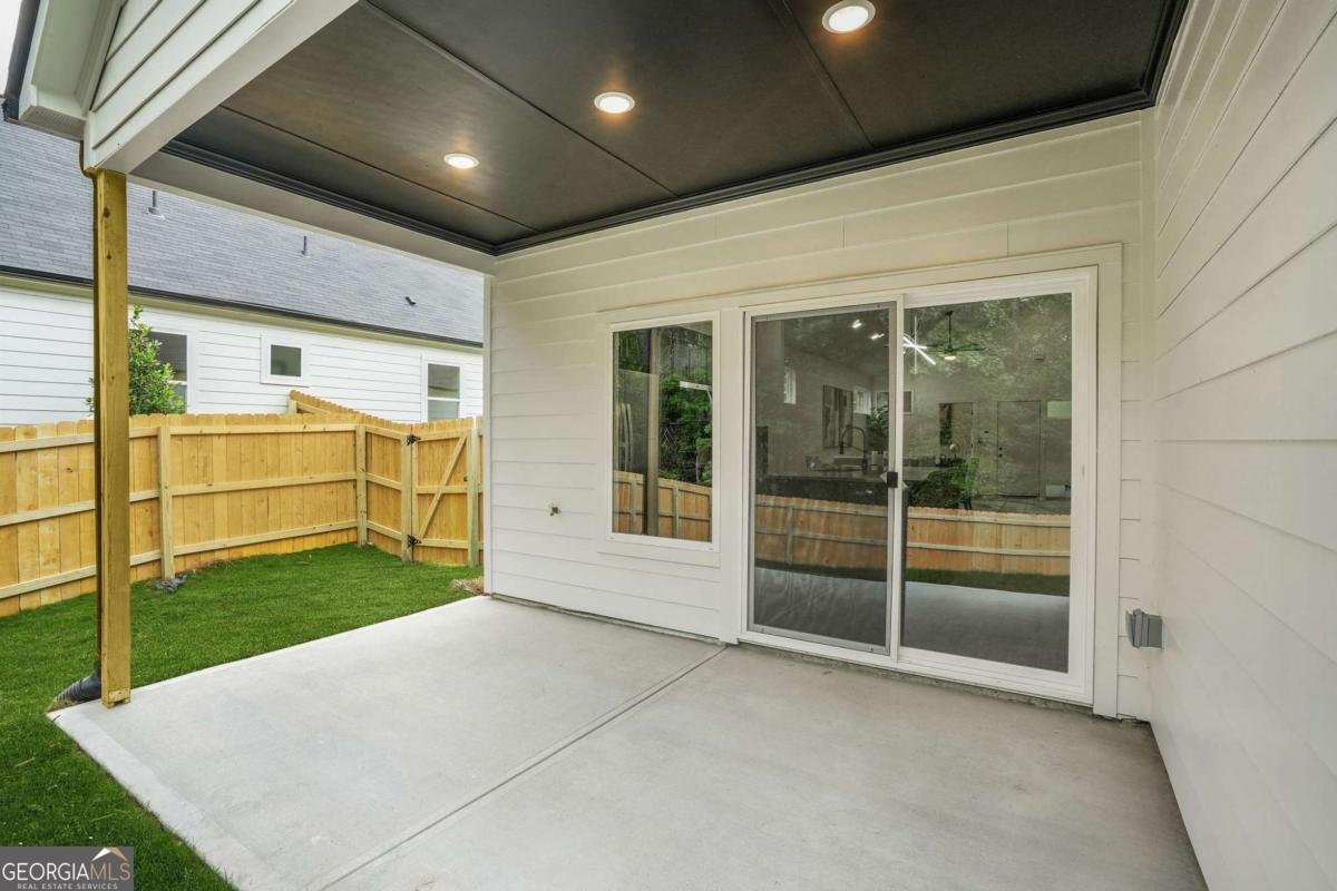 587 Woods Drive Atlanta - 45