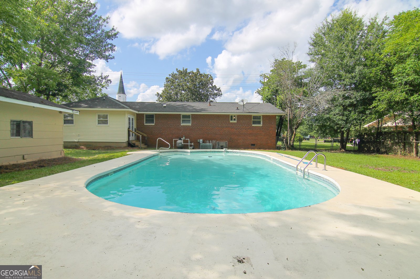 100 Wilson Drive Centerville - 29