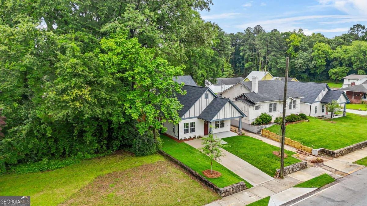 623 Hamilton E Holmes Drive Atlanta - 12