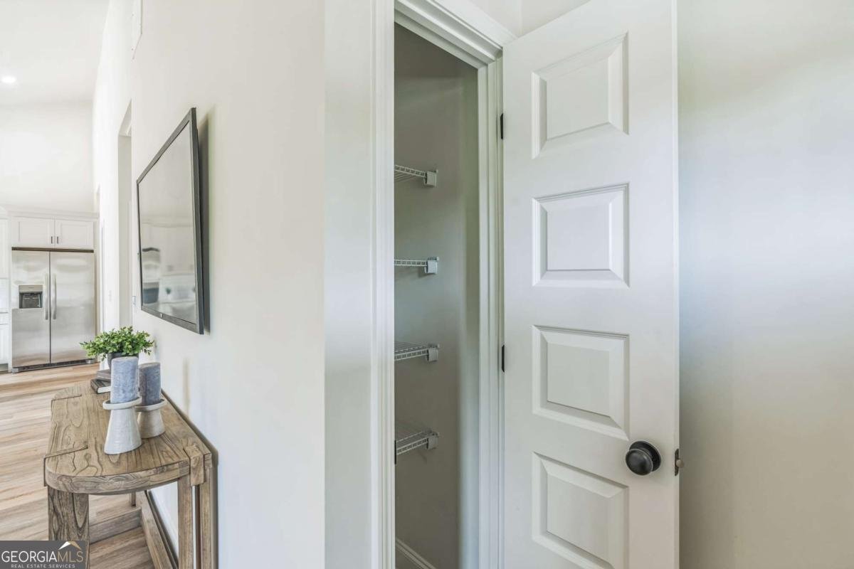 623 Hamilton E Holmes Drive Atlanta - 3