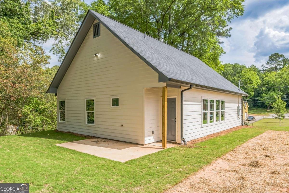 623 Hamilton E Holmes Drive Atlanta - 4