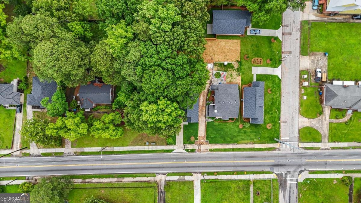 623 Hamilton E Holmes Drive Atlanta - 7