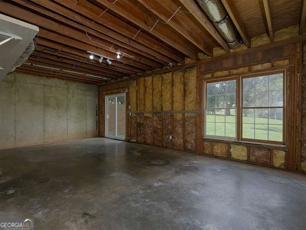255 Henson Way Canton - 45
