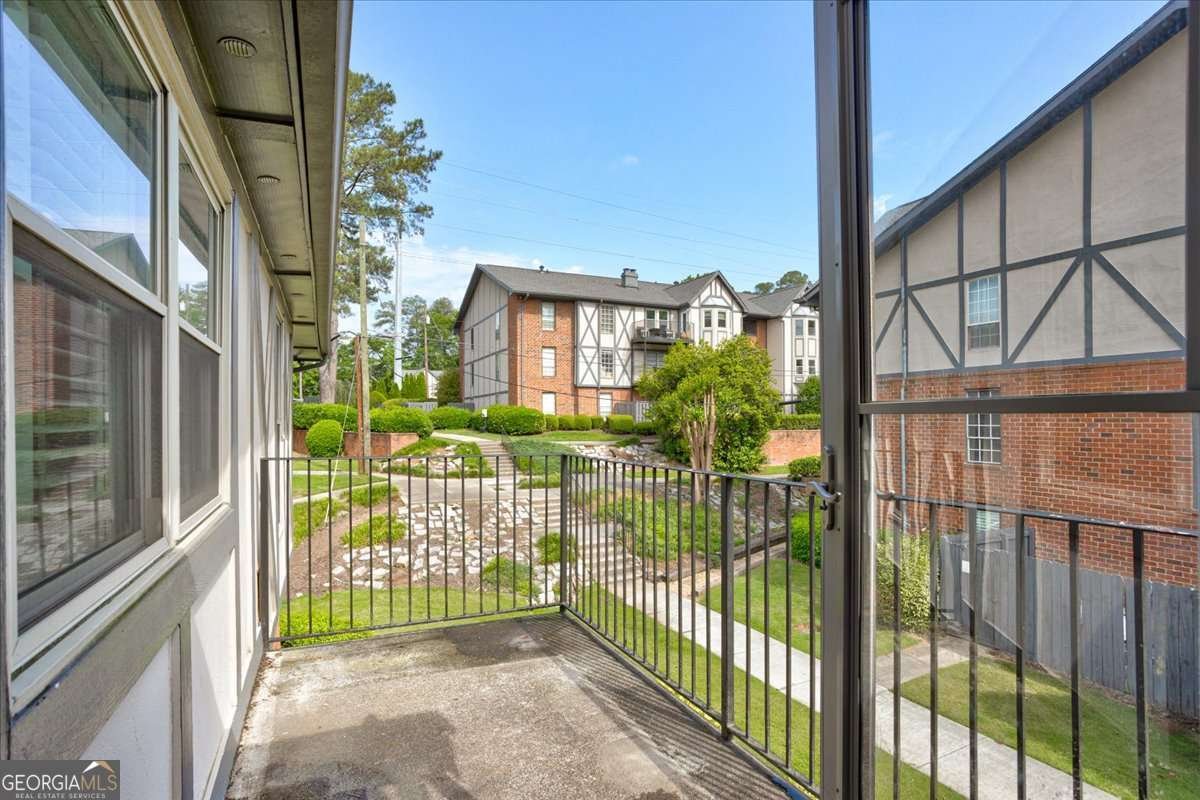 6851 Roswell Road Sandy Springs - 6
