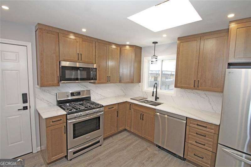 346 Carpenter Drive Northeast Drive Sandy Springs - 7