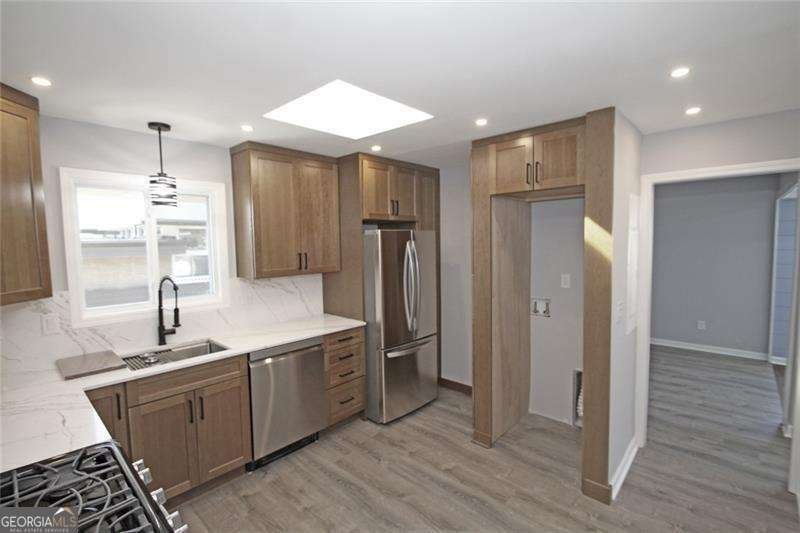 346 Carpenter Drive Northeast Drive Sandy Springs - 8
