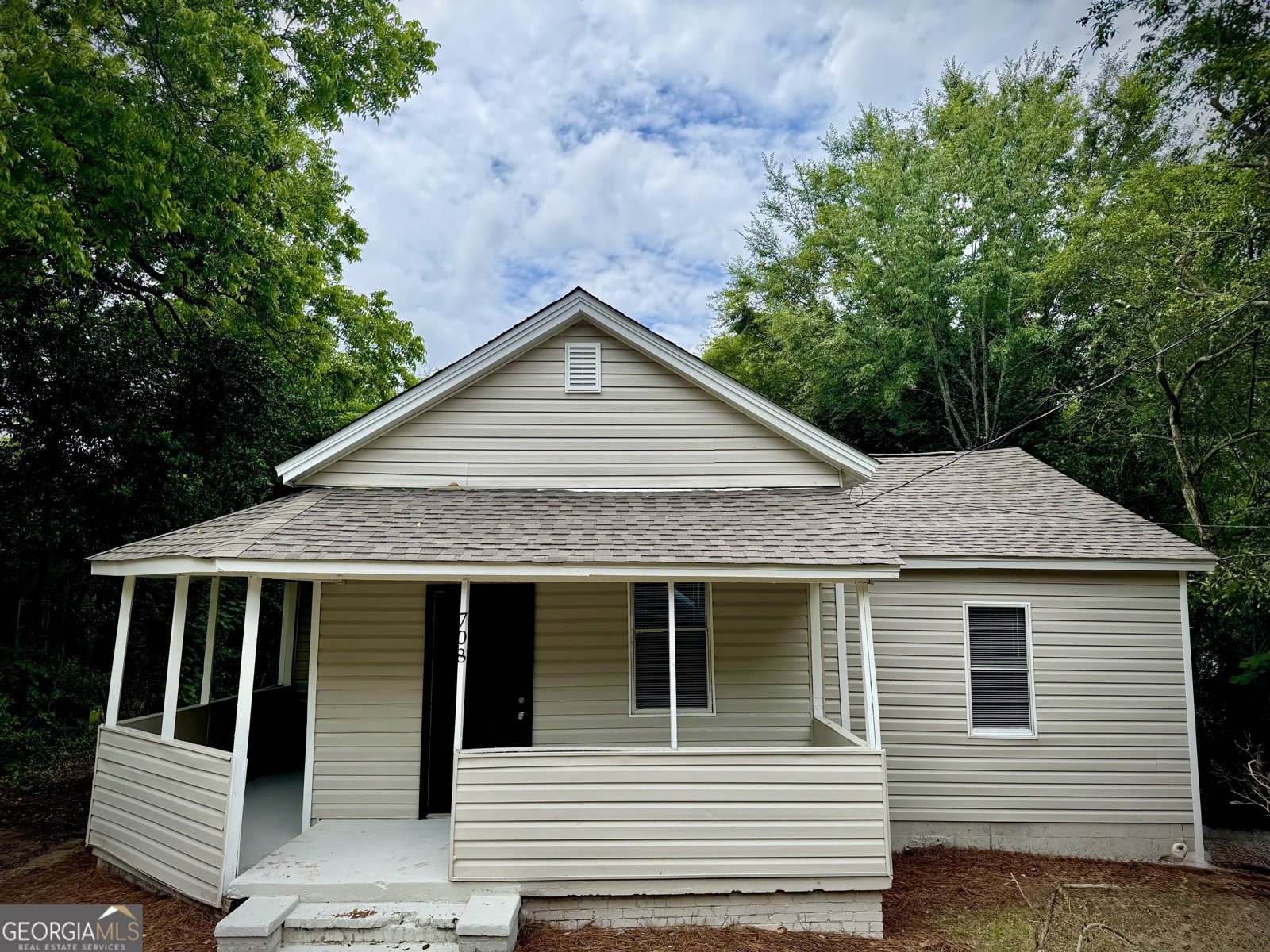 708 DeGroat Street Lagrange - 1