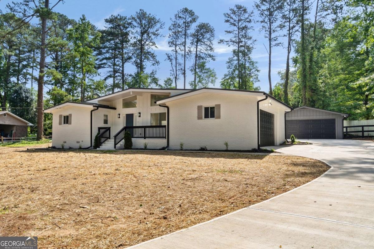 974 Clydesdale Drive Marietta - 1