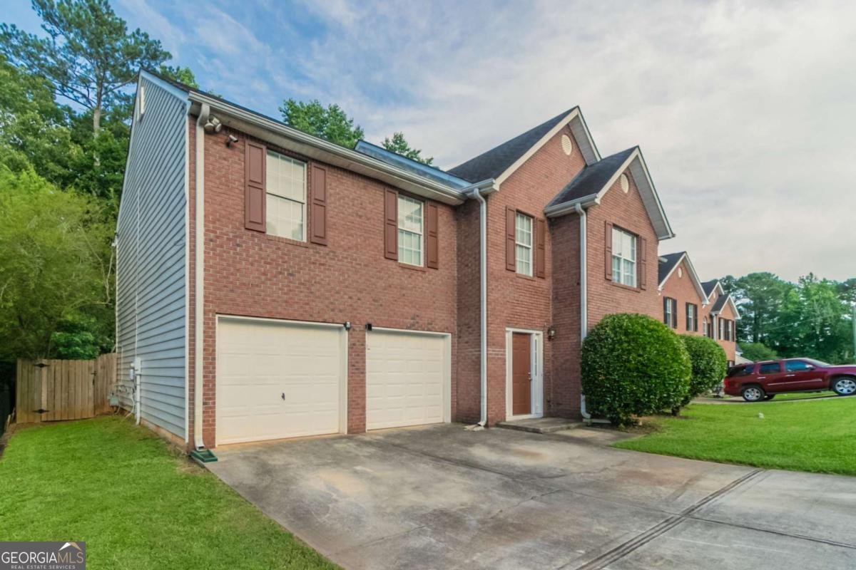 6528 Carriage Lane Stone Mountain - 3
