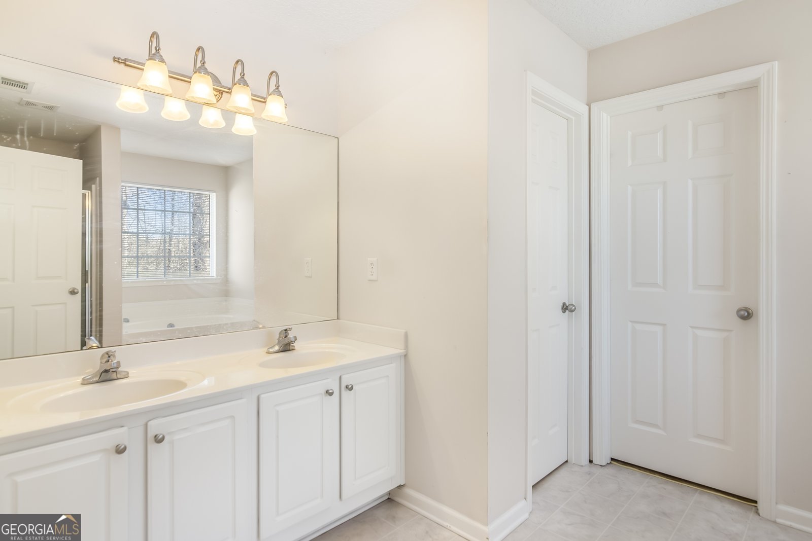 8810 Brookhurst Trail Gainesville - 22