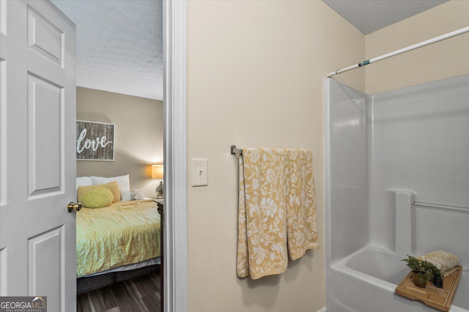 1751 Thomasville Drive Atlanta - 27