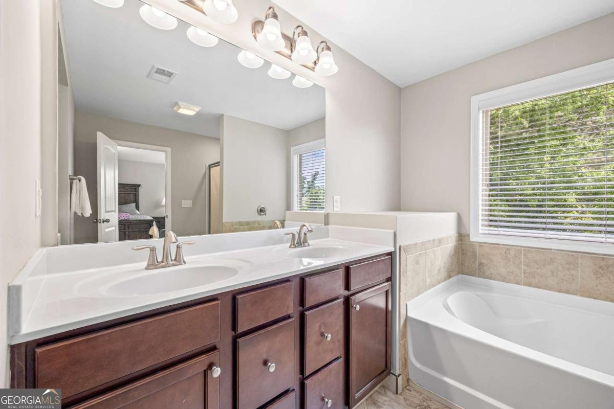 1655 Hampton Oaks Drive Alpharetta - 15