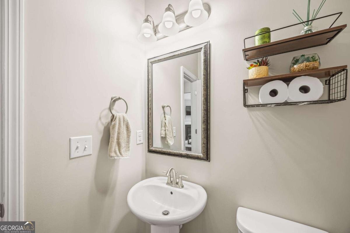 1655 Hampton Oaks Drive Alpharetta - 2