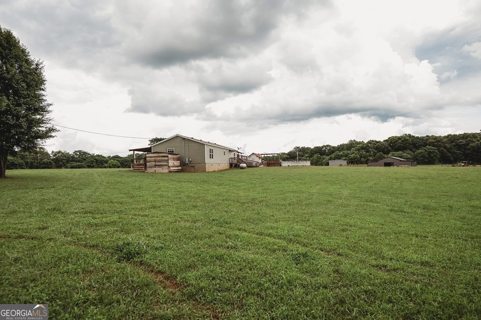 1363 Highway 36 Milner - 37