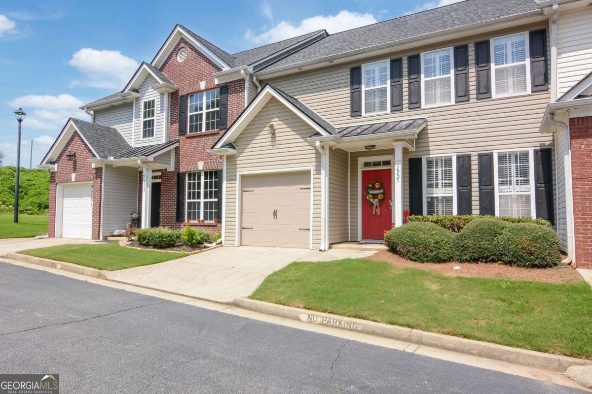 2557 Avery Park Circle Atlanta - 3