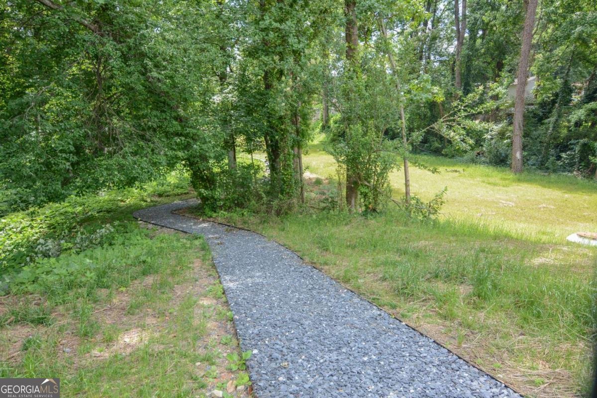 2557 Avery Park Circle Atlanta - 30