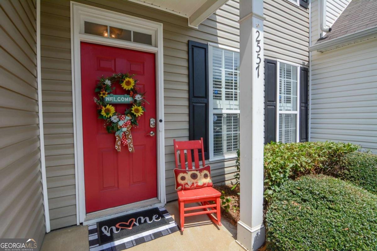 2557 Avery Park Circle Atlanta - 4