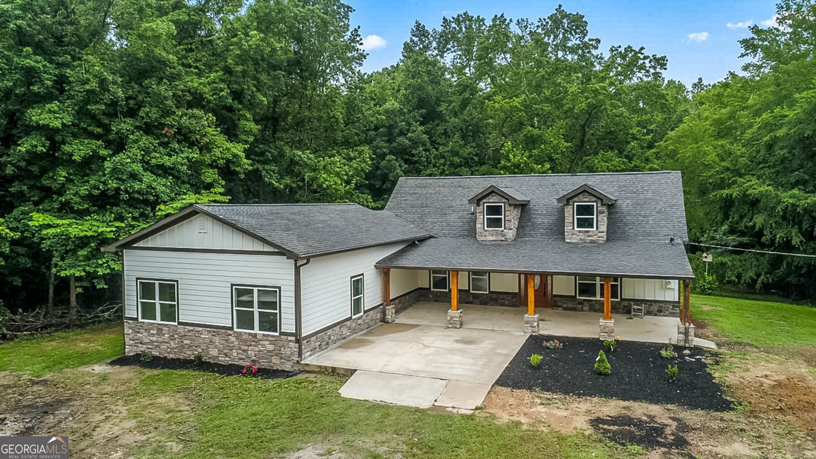 3250 Kings Road Meansville - 1