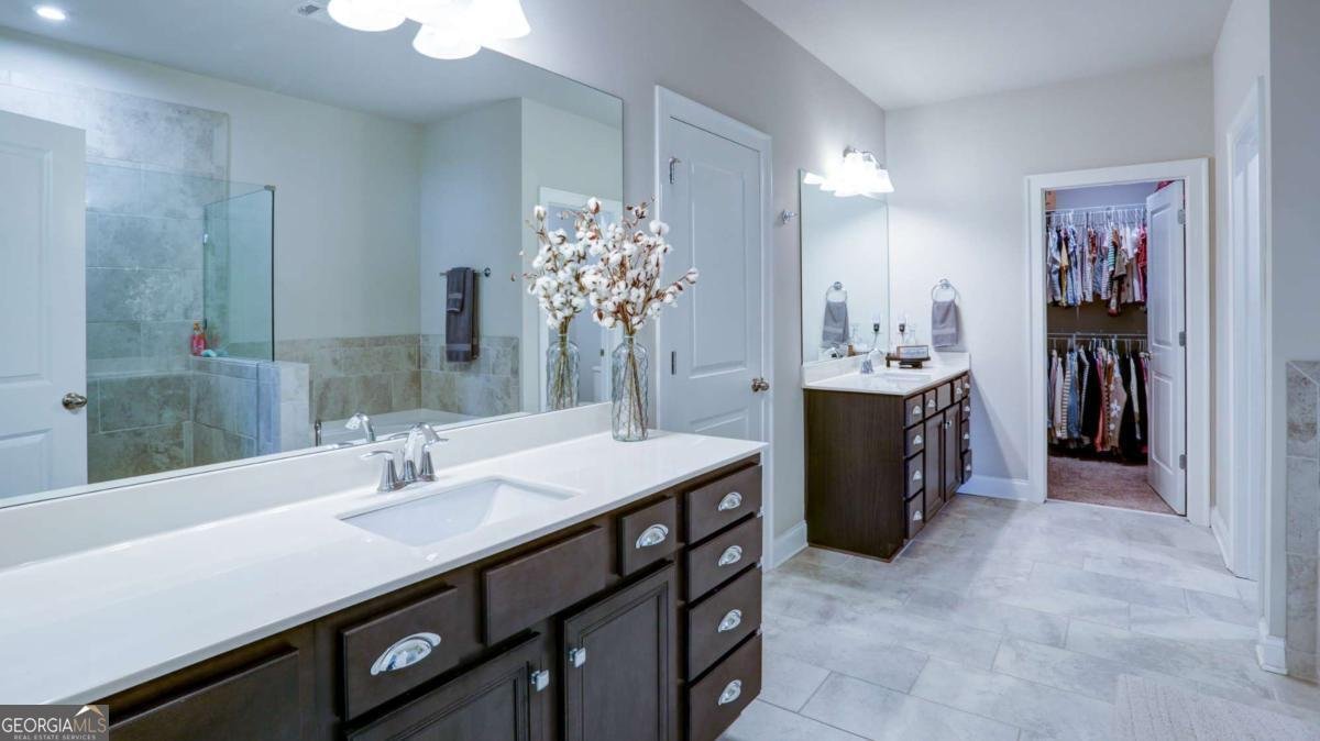 8325 Post Oak Lane Gainesville - 24
