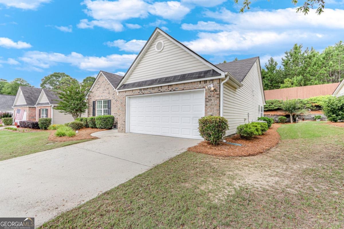 936 Village View Circle Loganville - 26