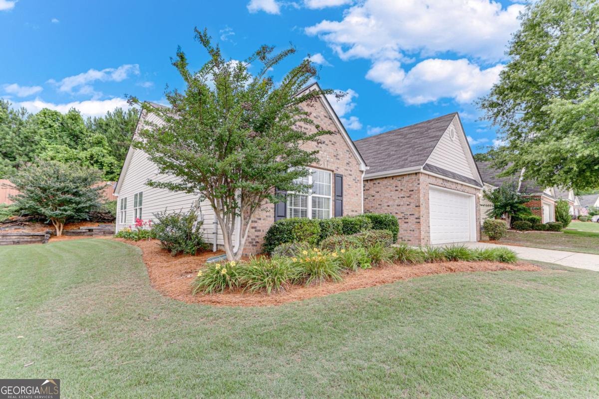 936 Village View Circle Loganville - 30