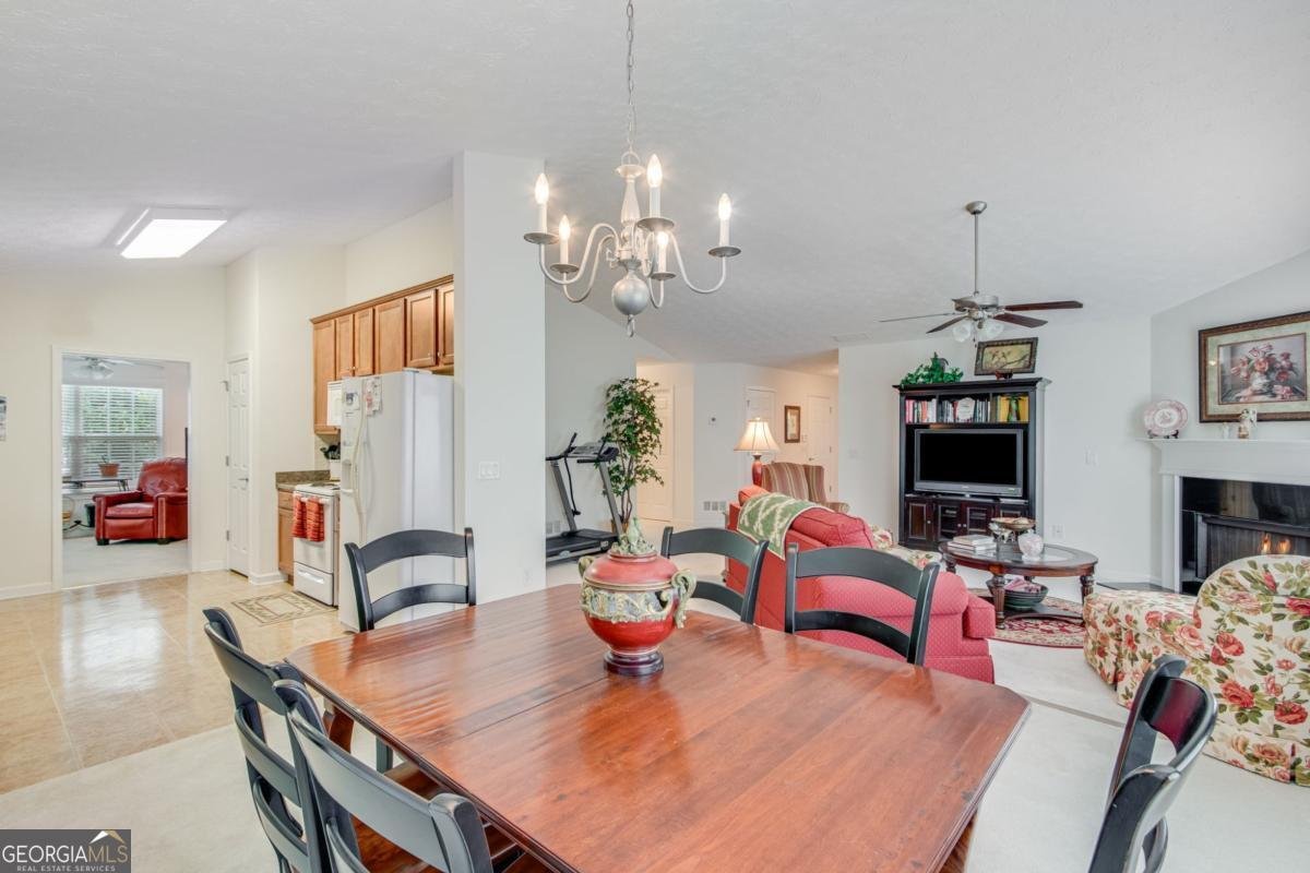 936 Village View Circle Loganville - 8