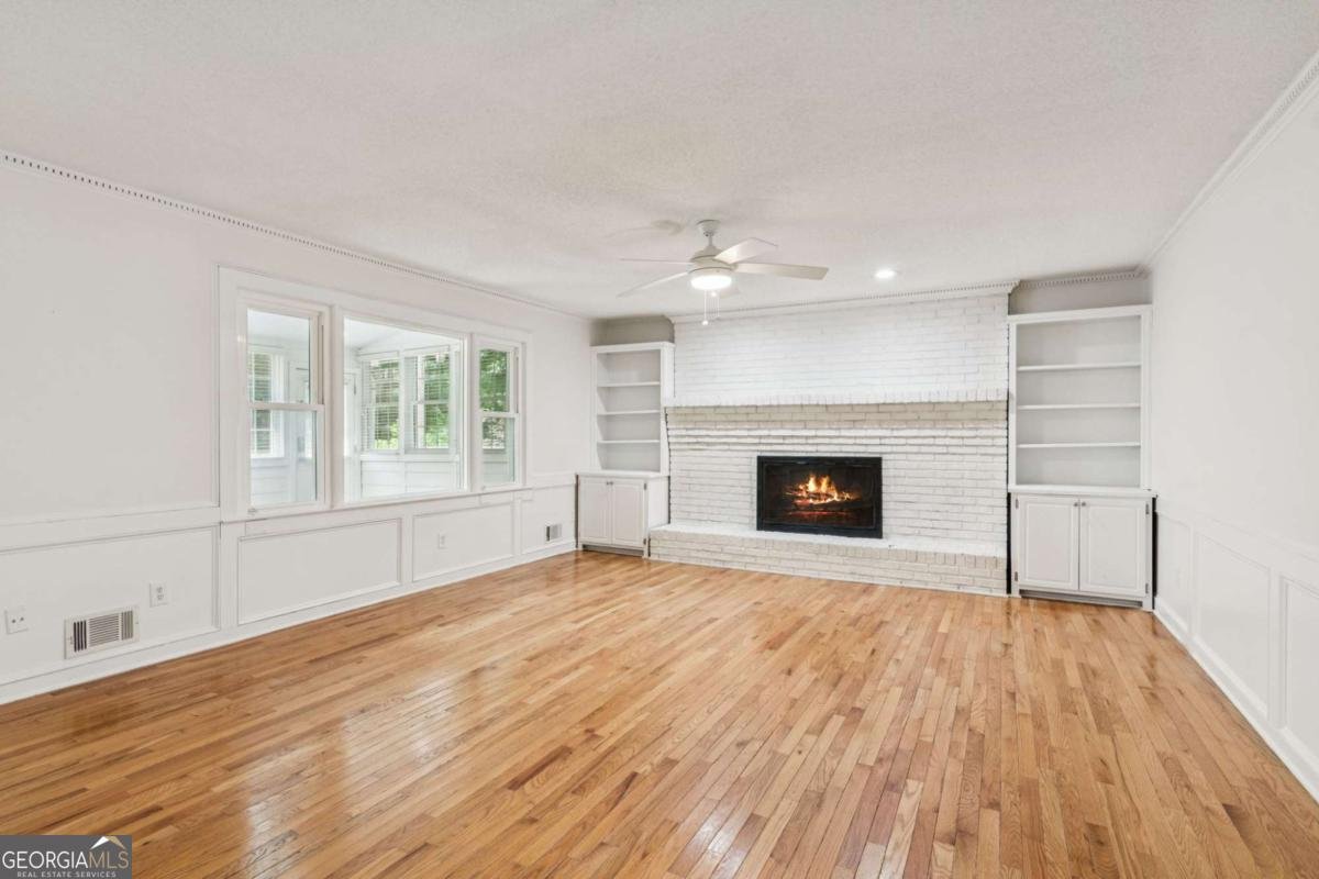 742 Maggie Court Kennesaw - 13