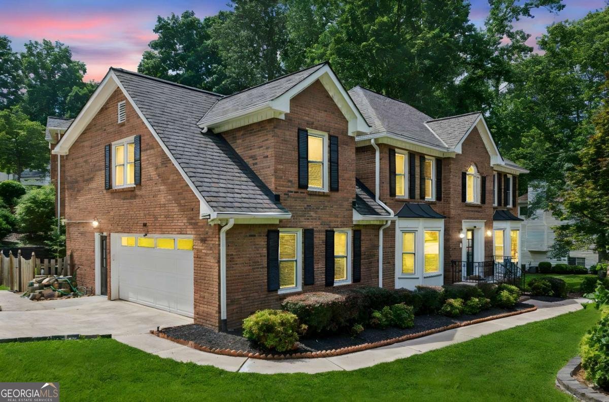 742 Maggie Court Kennesaw - 2