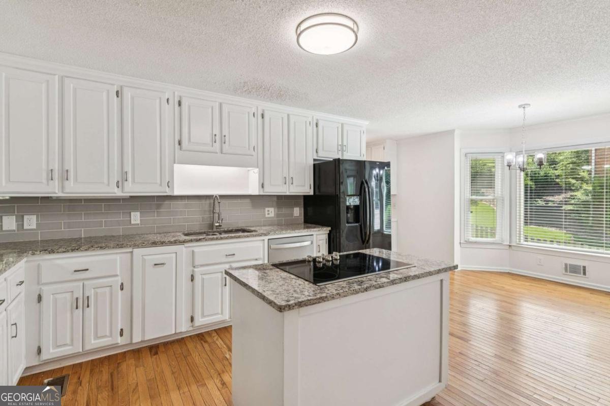 742 Maggie Court Kennesaw - 22