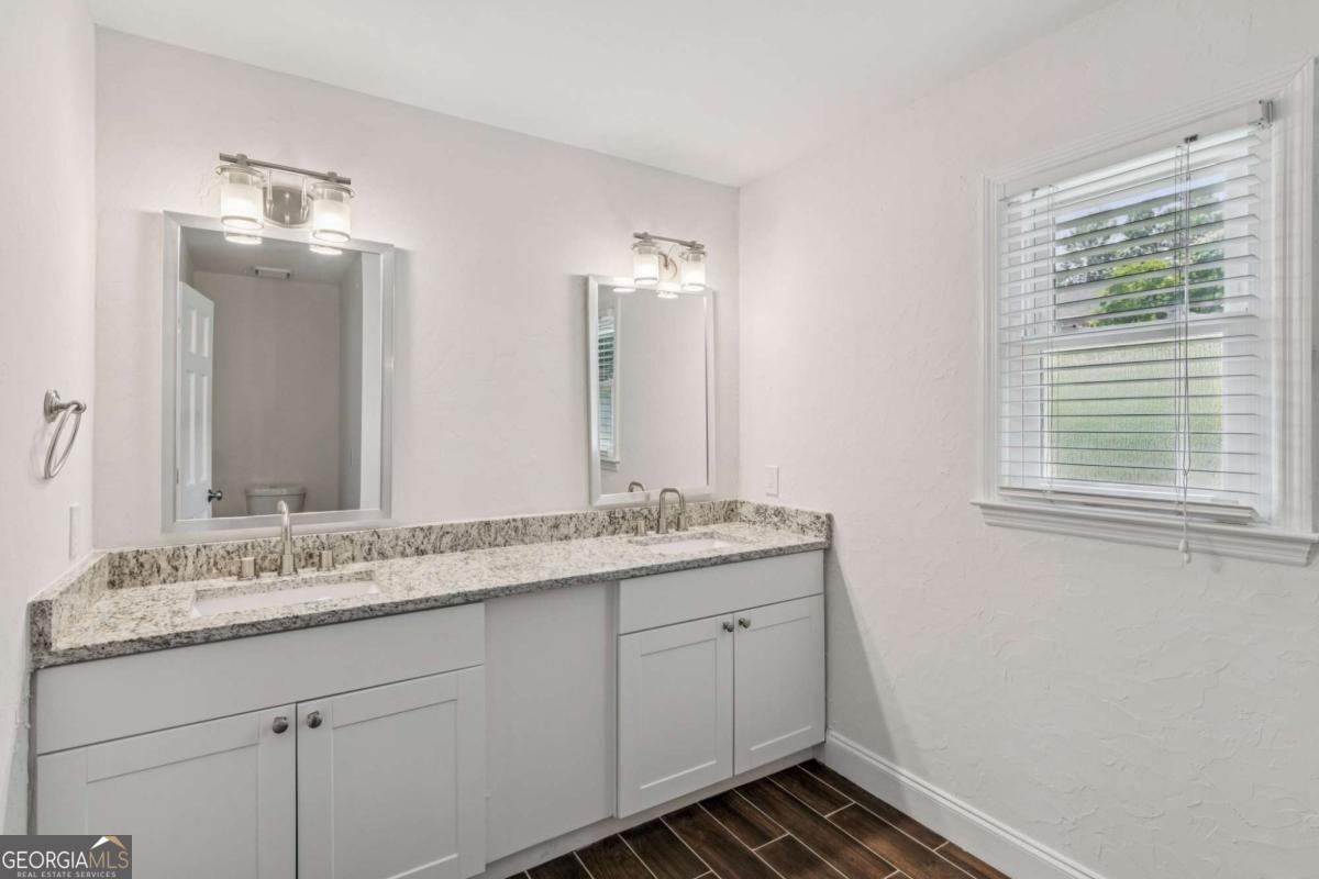 742 Maggie Court Kennesaw - 39