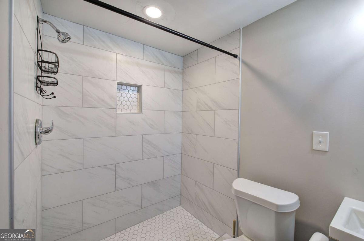 2646 Rockcliff Road Atlanta - 31