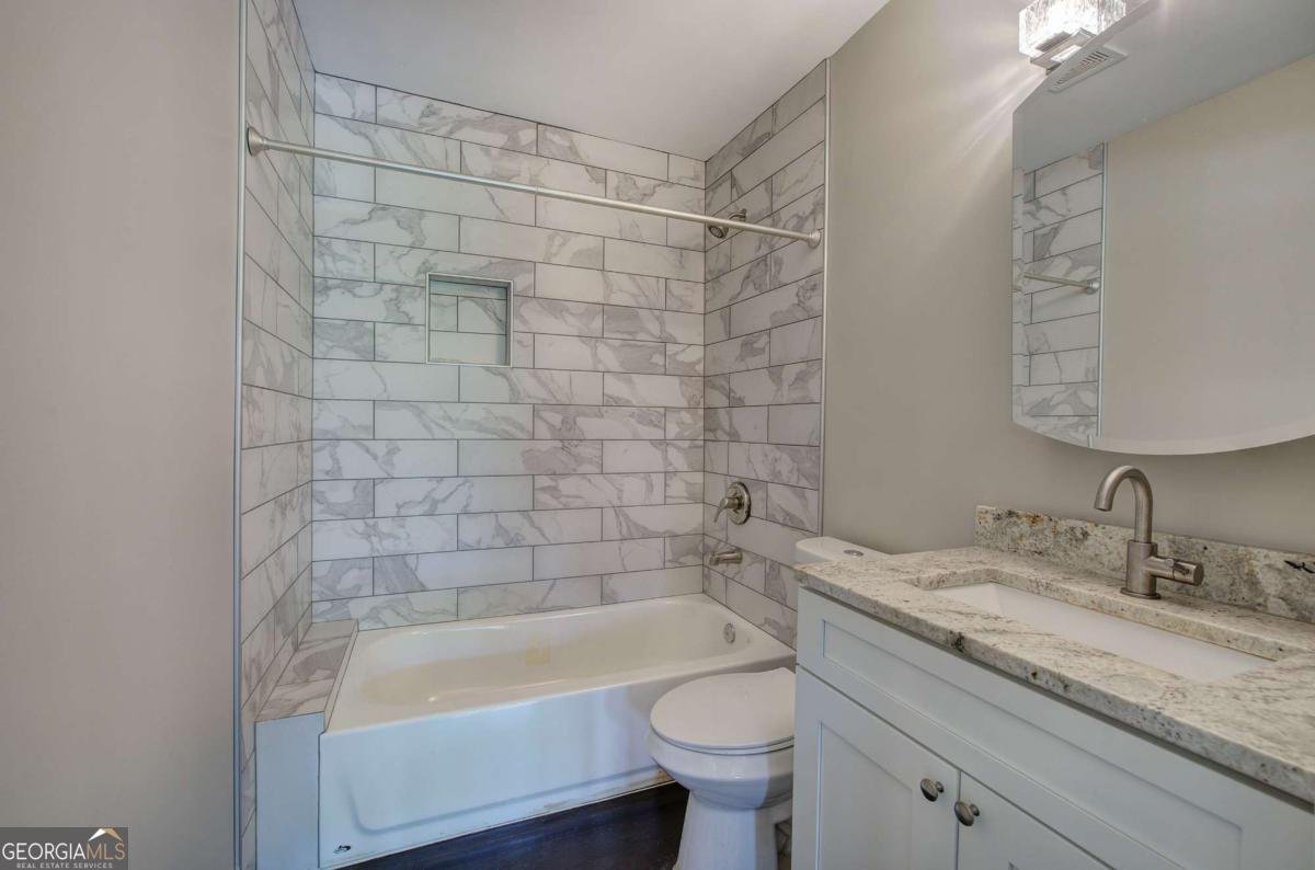 2646 Rockcliff Road Atlanta - 33