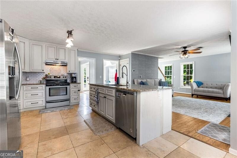 4913 Farm Valley Drive Woodstock - 14