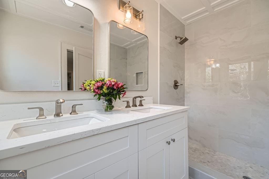 1337 M L King Jr Drive Atlanta - 12